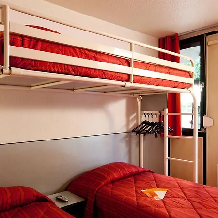 Premiere Classe Angers Ouest - ביוקוזה